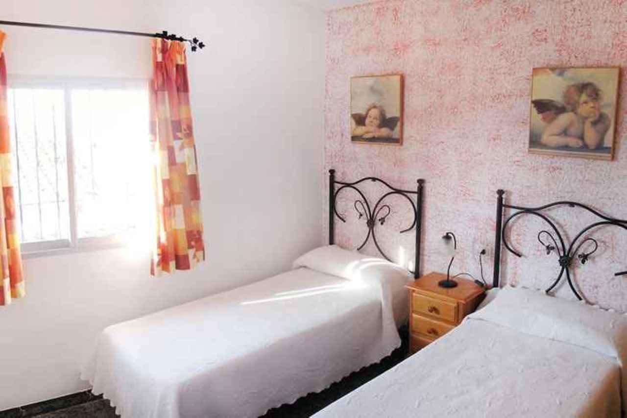 Villa Alvarez Nerja Exteriör bild